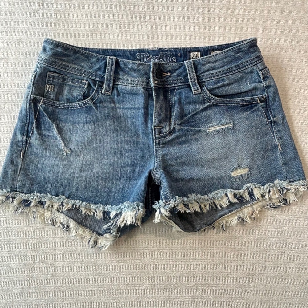 Miss Me Mid-Rise Distressed Denim Shorts Frayed Hem Blue MS5151H413 Womens 26